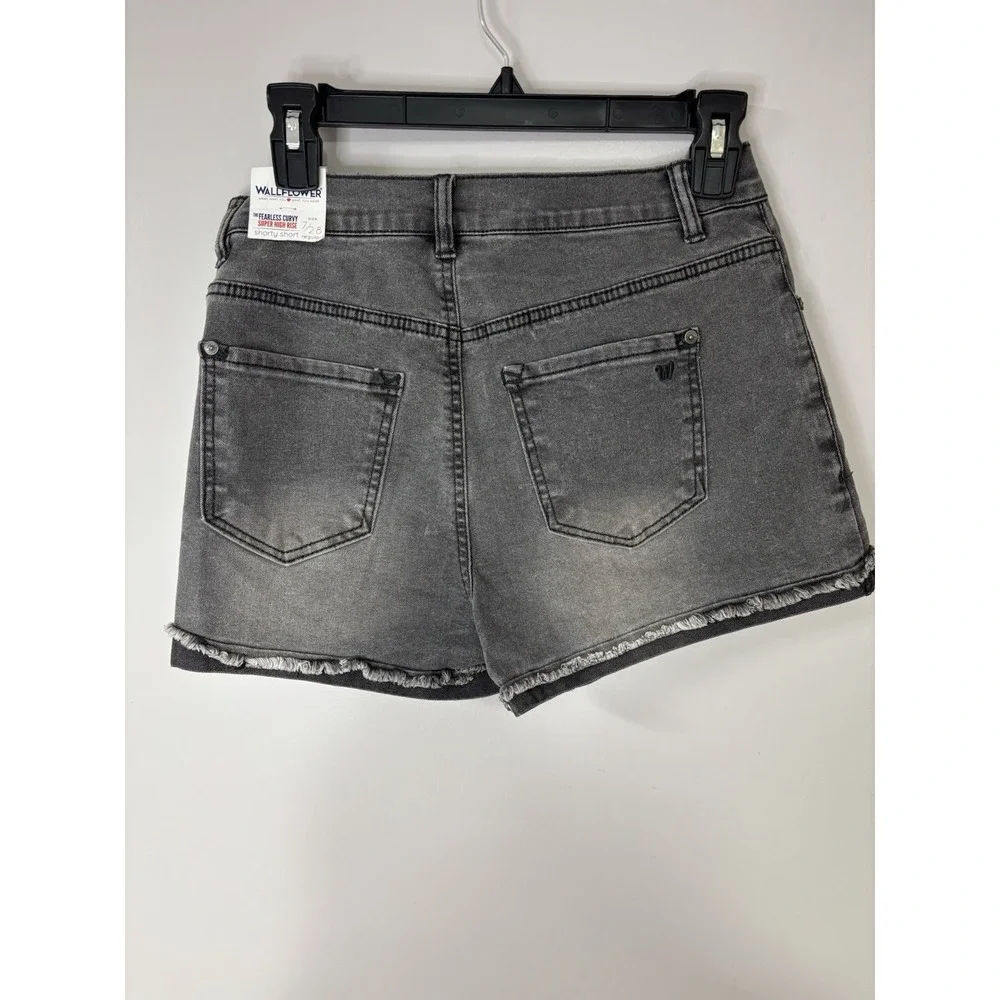 Wallflower The Fearless Curvy Super‎ High Rise Denim Shorts Gray Wash Size 7